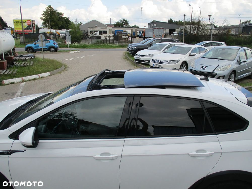 Volkswagen Taigo 1.0 TSI OPF DSG R-Line - 17