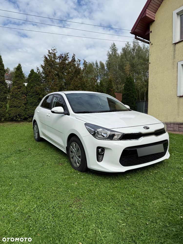 Kia Rio - 1