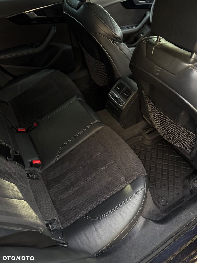 Audi A4 Avant 2.0 TDI - 17