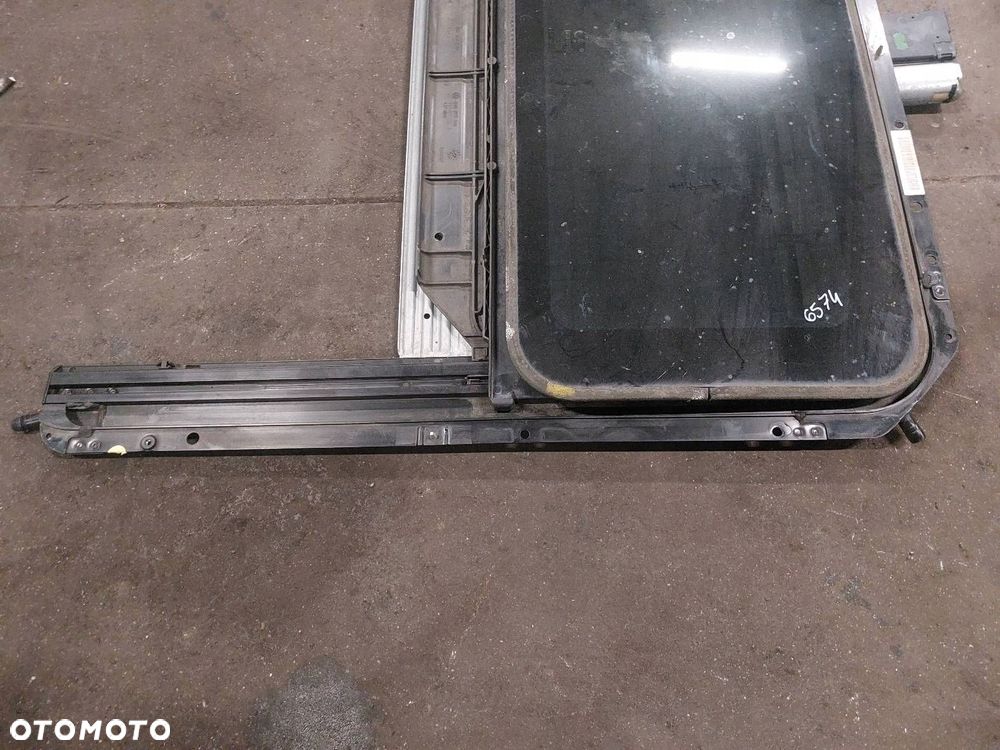 SZYBERDACH VOLKSWAGEN PASSAT B4 3A0877021D 6N0877561 8A0959731B - 2