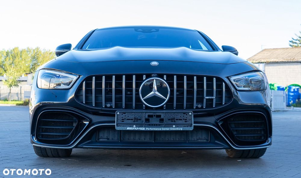 Mercedes-Benz AMG GT 63 S 4-Matic+ - 8