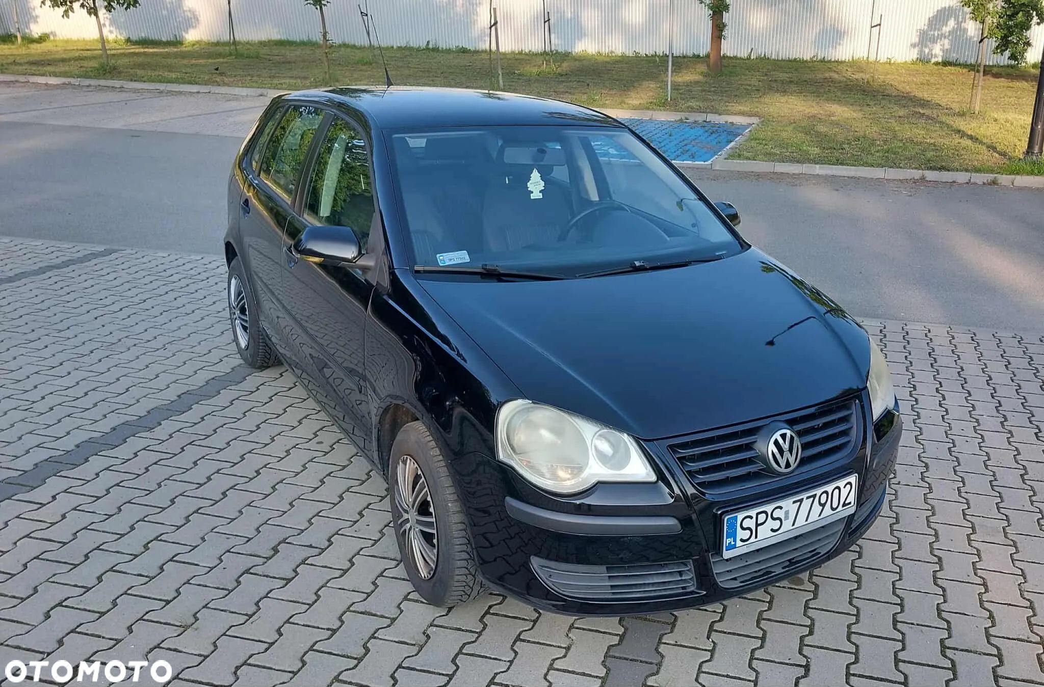 Volkswagen Polo 1.2 Comfortline - 1