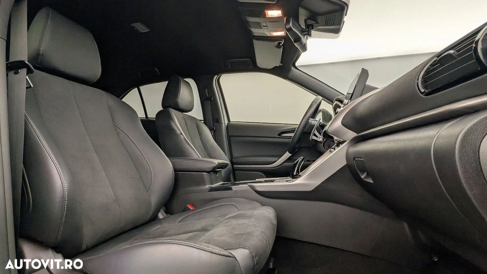 Mitsubishi Eclipse-Cross Plug-In Hybrid 4WD Plus Select - 11