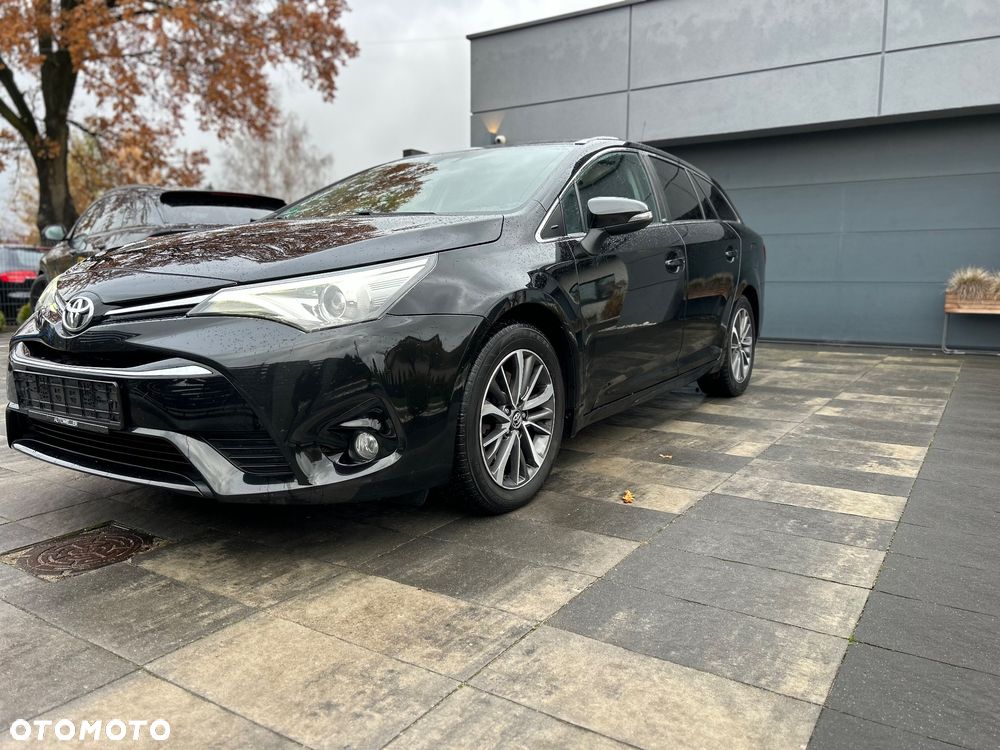 Toyota Avensis Touring Sports 2.0 D-4D Edition-S - 9