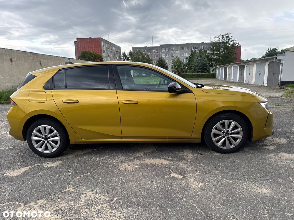 Opel Astra 1.2 T Edition S&S - 6