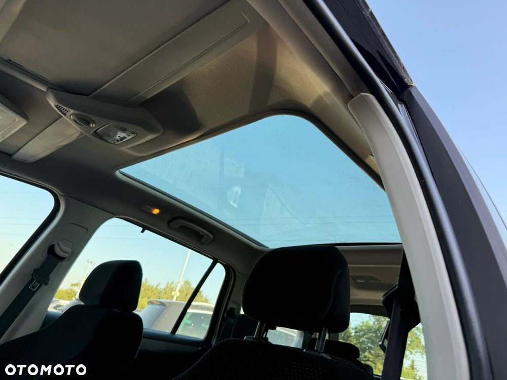 Citroën C4 Grand Picasso 2.0i Impress MCP - 25