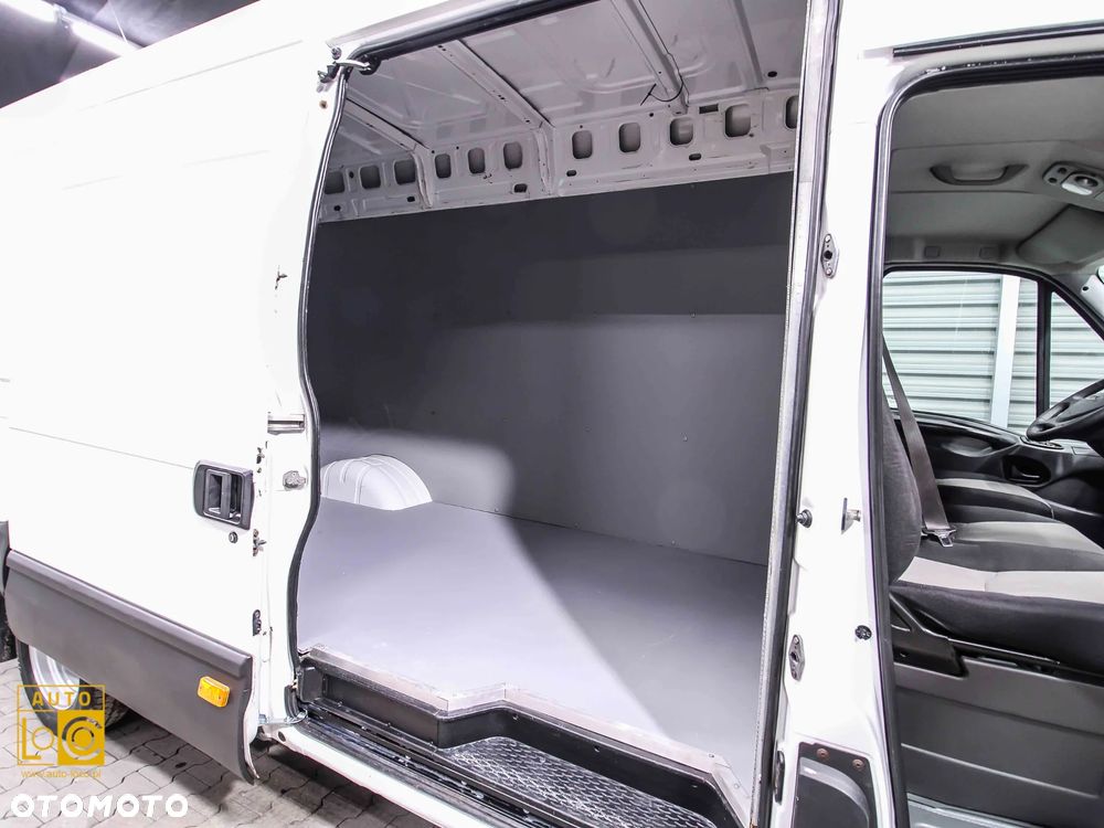 Iveco DAILY 35C15V FURGON XXL MAX LONG - 12
