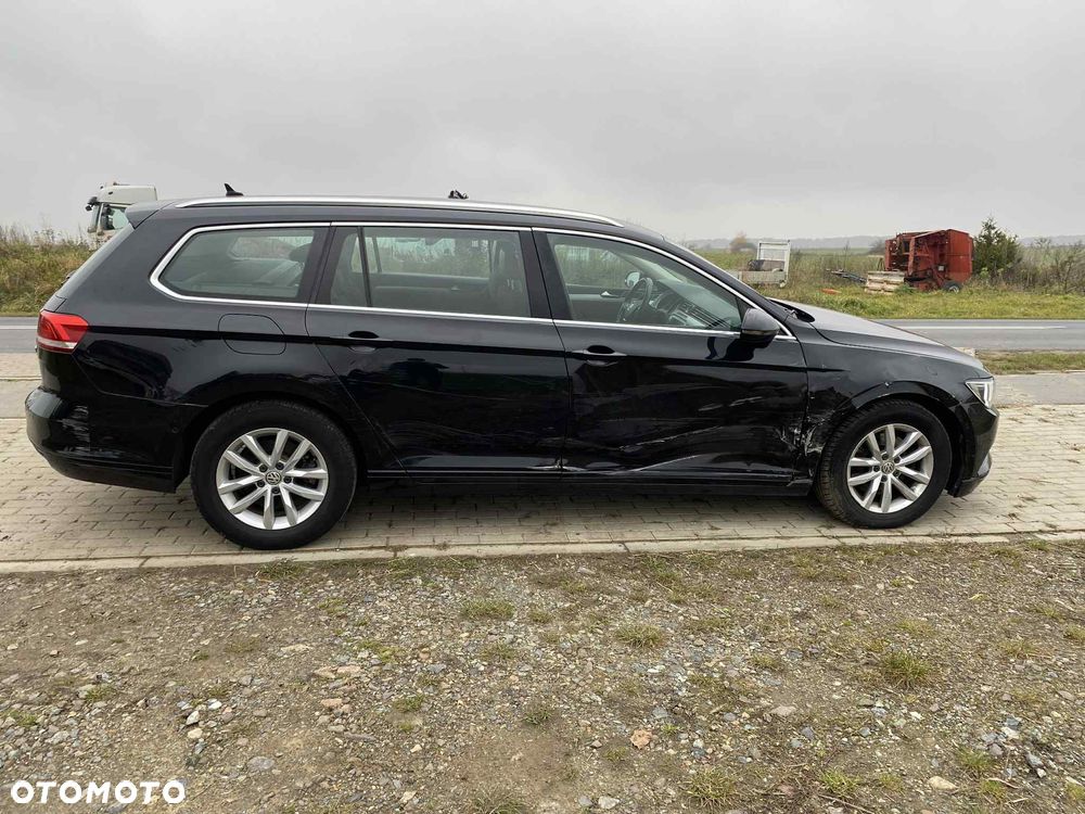 Volkswagen Passat Variant 1.6 TDI SCR DSG - 7