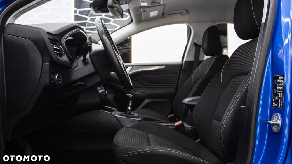 Ford Focus 1.0 EcoBoost Titanium - 17