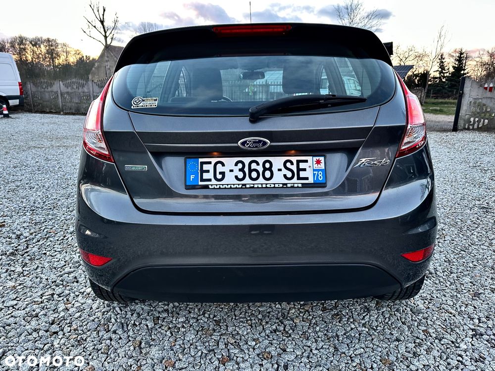 Ford Fiesta 1.0 EcoBoost S&S TREND - 25