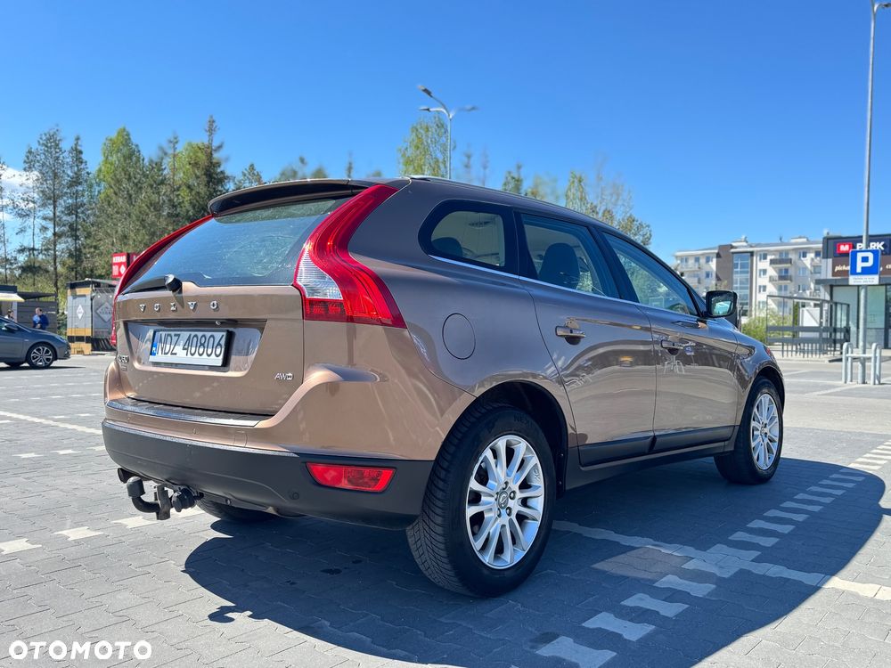 Volvo XC 60 2.4D AWD Summum - 8
