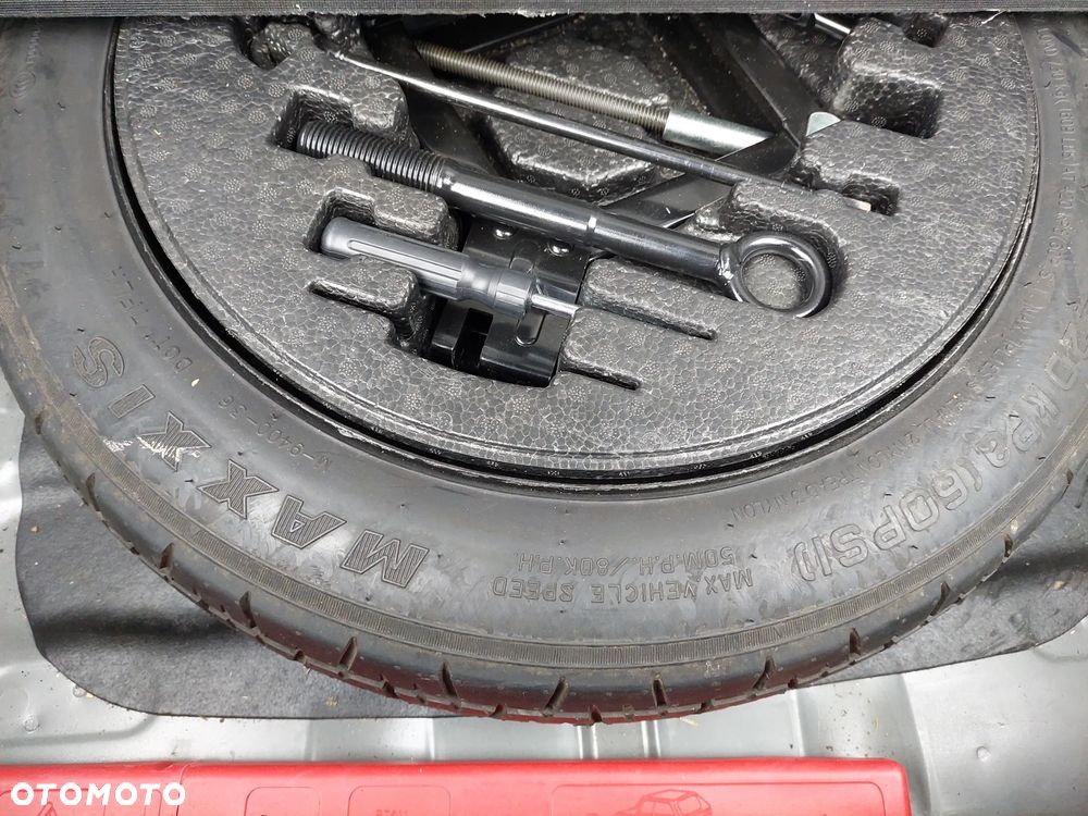 Kia XCeed 1.5 T-GDI Business Line DCT - 35