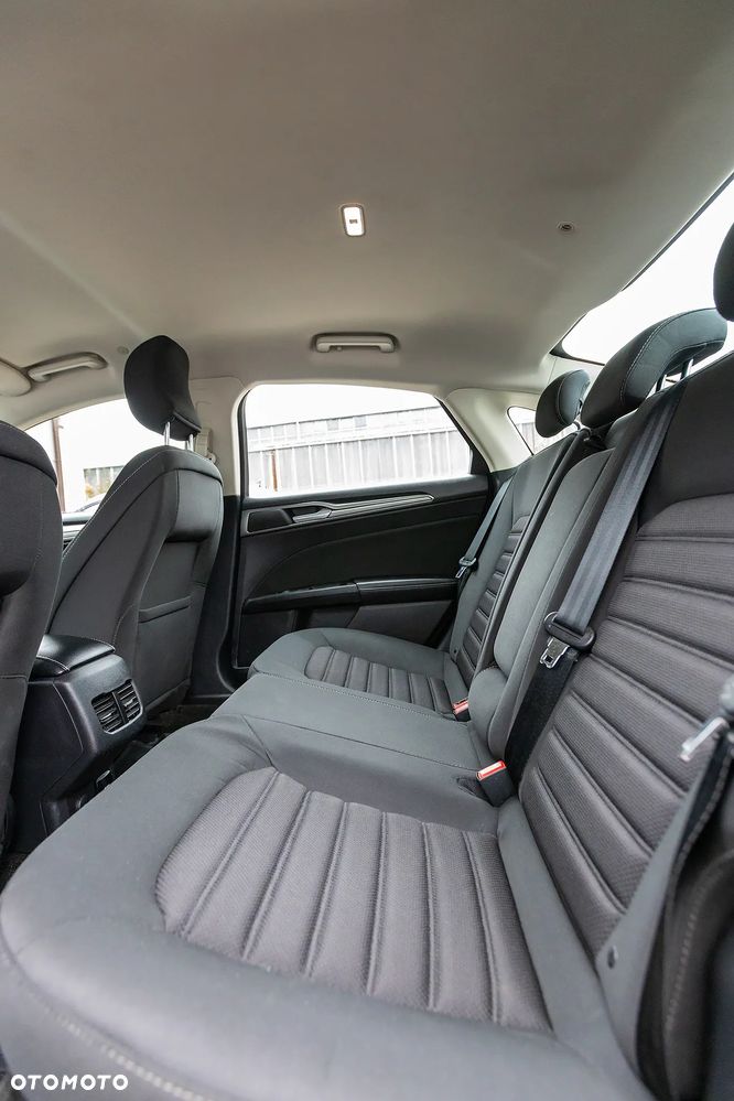 Ford Mondeo - 13