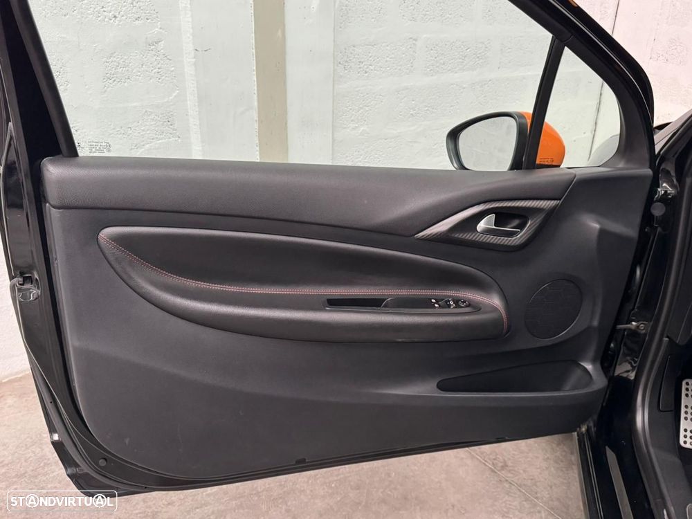 DS DS3 1.6 THP Performance - 31