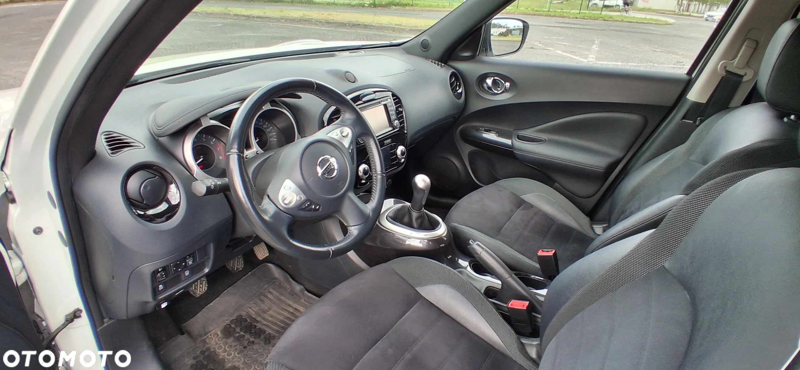 Nissan Juke 1.6 N-Connecta - 9