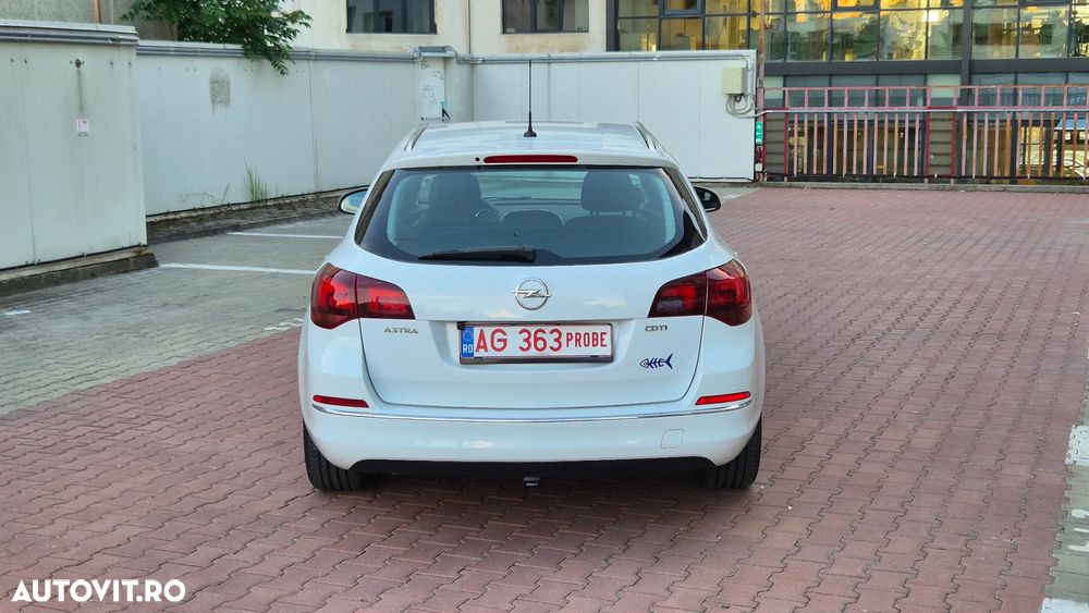Opel Astra 1.7 CDTI DPF Cosmo - 5