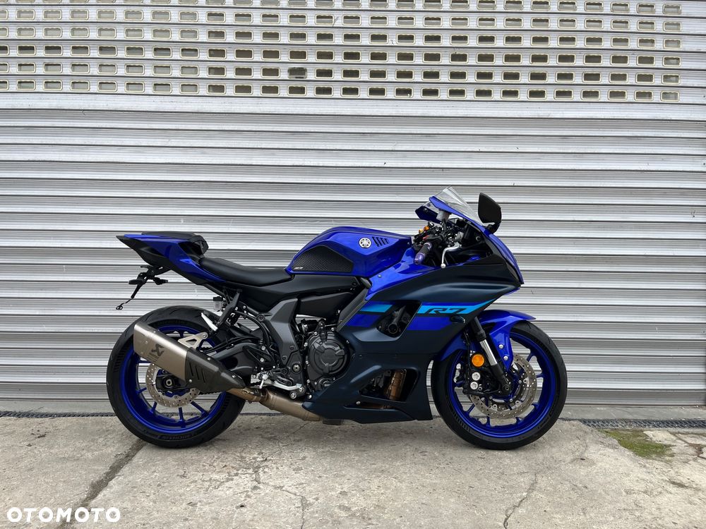 Yamaha YZF - 6