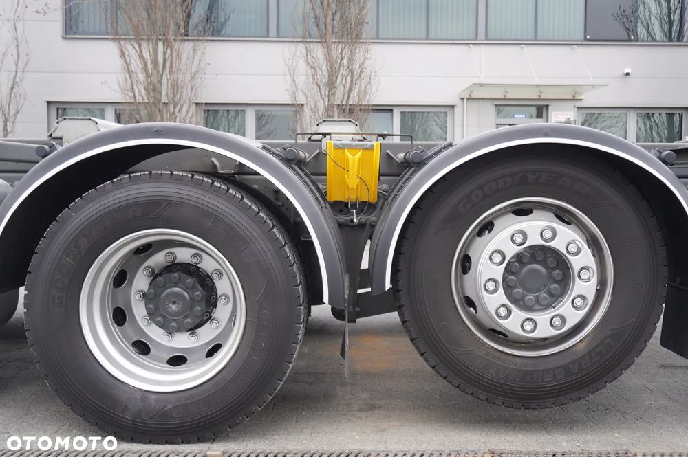 Mercedes-Benz Actros 2540 6×2 / 90 tys. km! / Kabina 5 siedzeń! / nauka jazdy / 6 sztuk - 13
