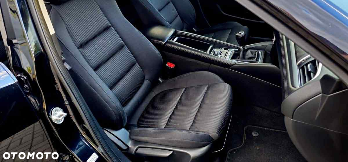Mazda 6 Kombi SKYACTIV-D 150 i-ELOOP Exclusive-Line - 13