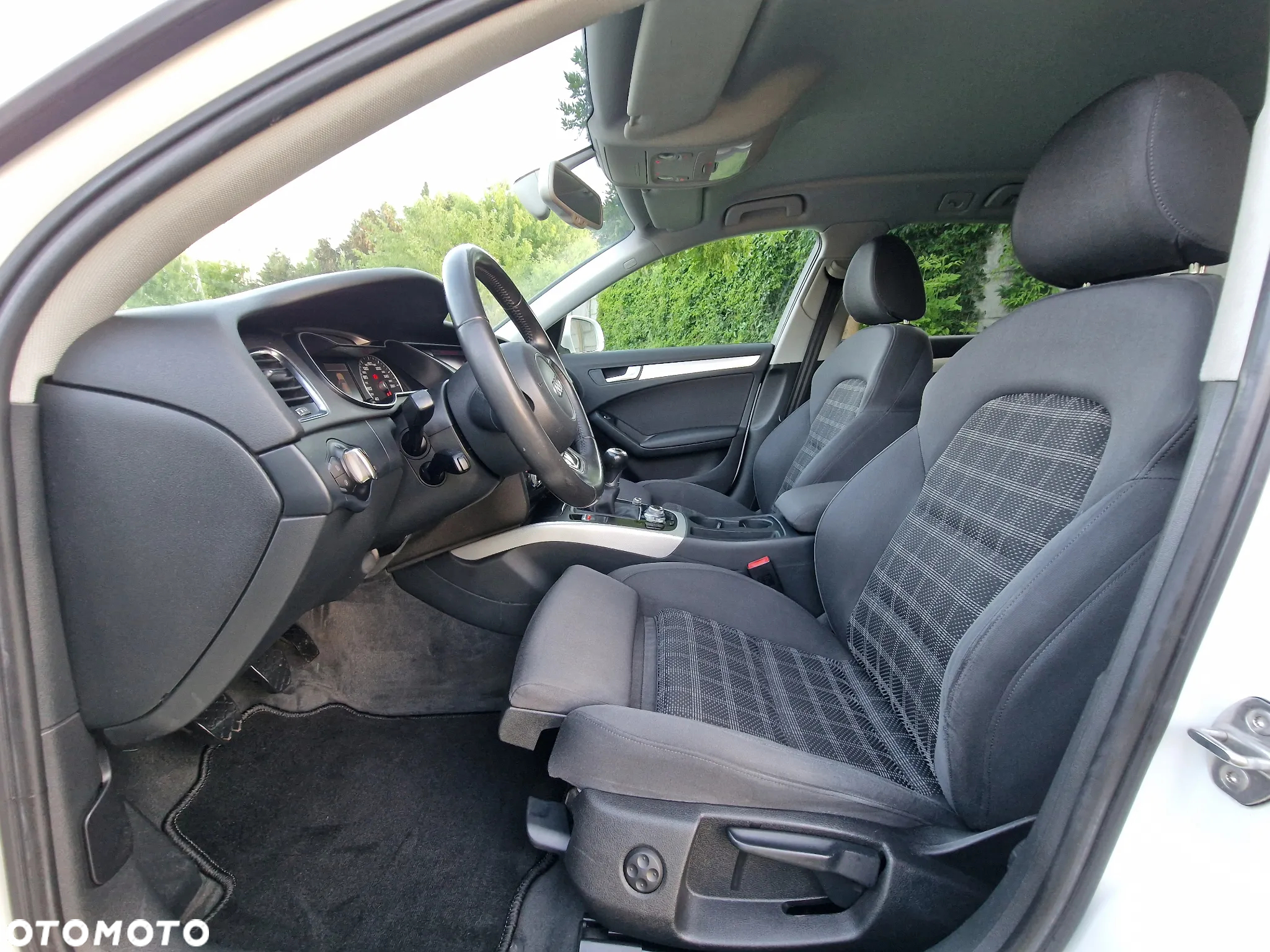 Audi A4 Avant 2.0 TDI DPF Attraction - 6