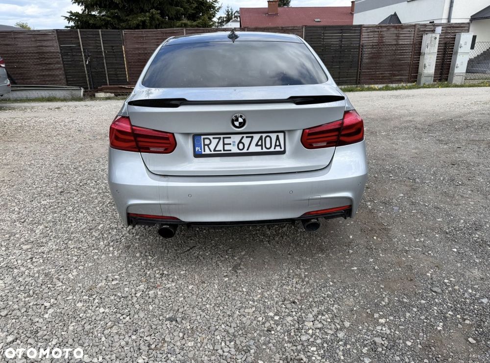 BMW Seria 3 320d - 5