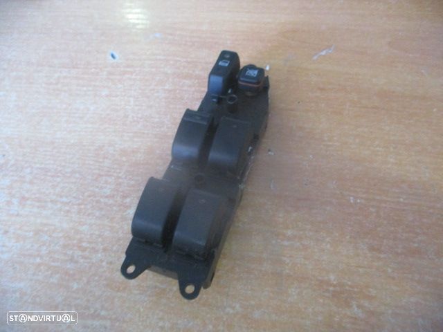 Interruptor 848200F030 TOYOTA COROLLA 2 VERSO FASE 2 2007 2.2 D4D 136CV 5P PRETO VIDROS TOYOTA COROLLA 2 VERSO FASE 1 2006 2.2D4D 136CV 5P CINZENTO - 1
