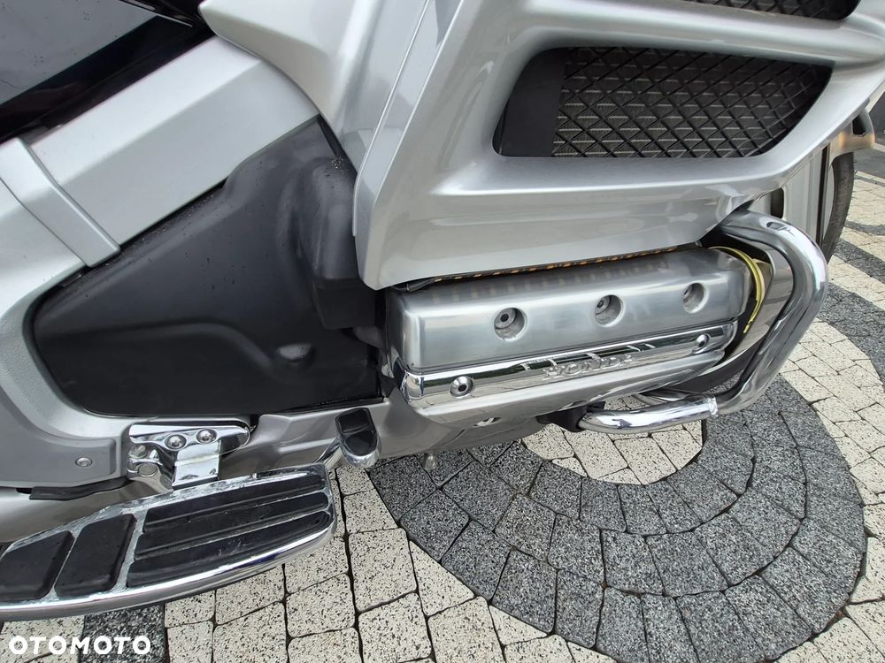 Honda GL - 18