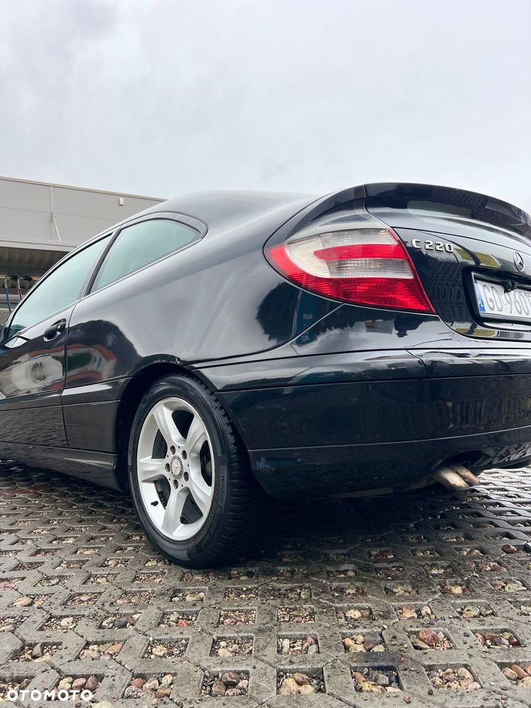 Mercedes-Benz Klasa C 220 CDI Automatik - 4