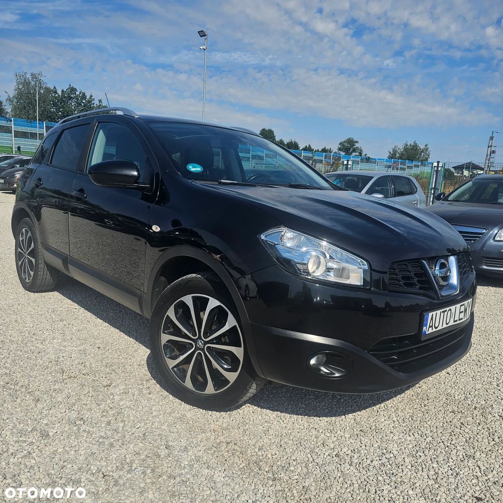 Nissan Qashqai - 1