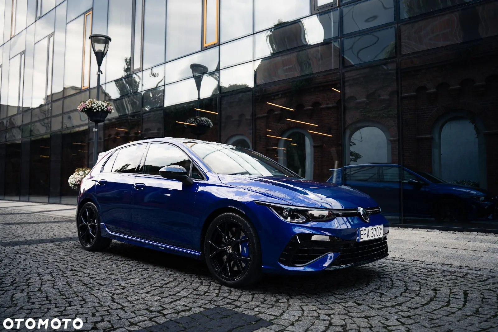 Volkswagen Golf 2.0 TSI OPF 4Motion DSG R - 8