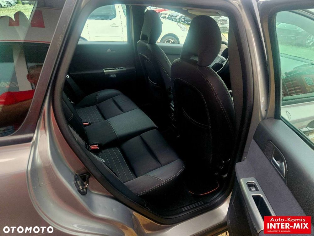 Volvo V50 - 22