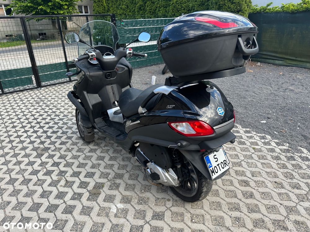 Piaggio MP-3 - 3