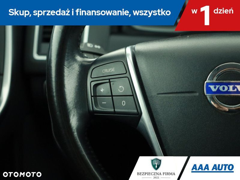 Volvo XC 60 - 18