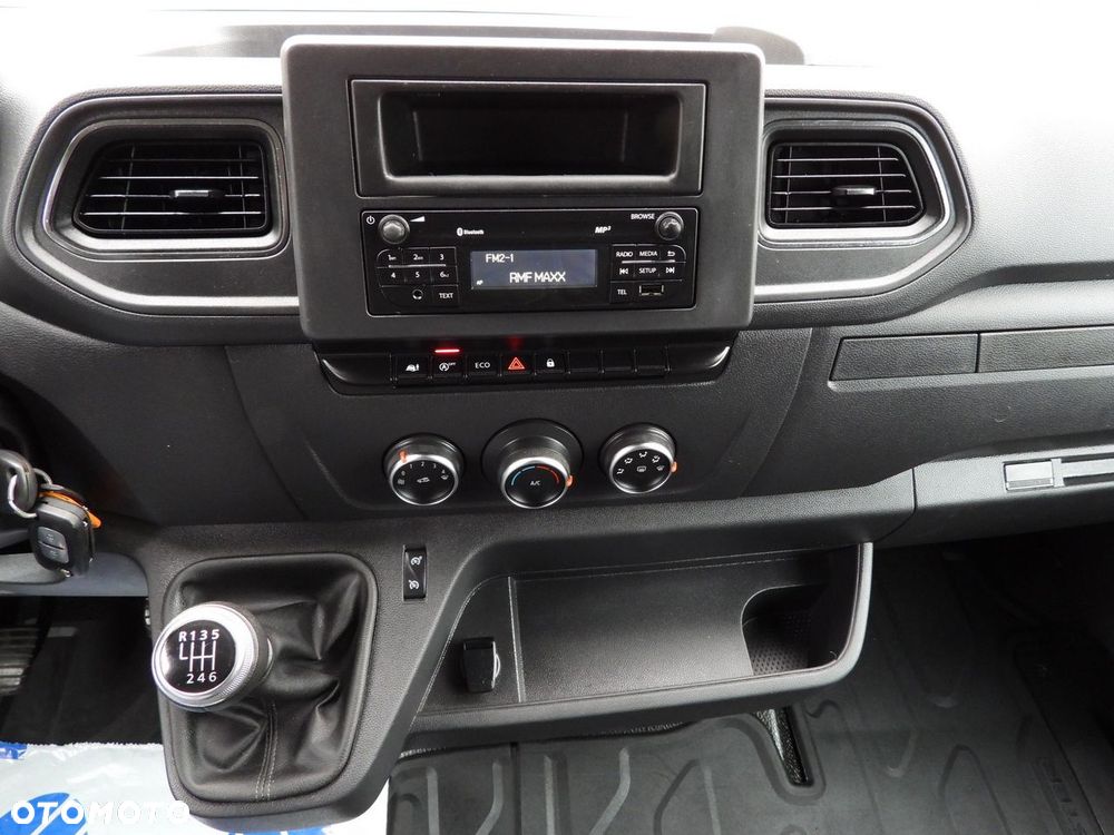 Renault MASTER  PLANDEKA 10 PALET WEBASTO TEMPOMAT LEDY PNEUMATYKA KLIMATYZACJA  165KM - 35