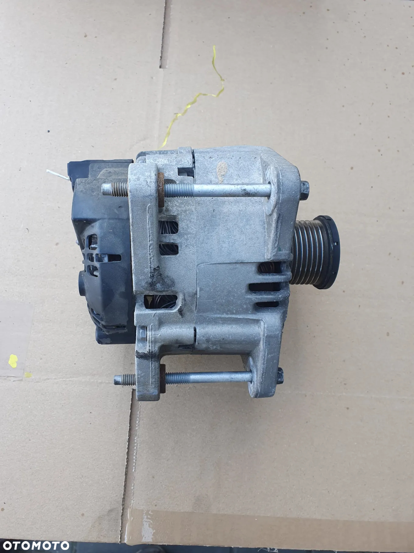 Alternator Renault Master 8200854119 - 2