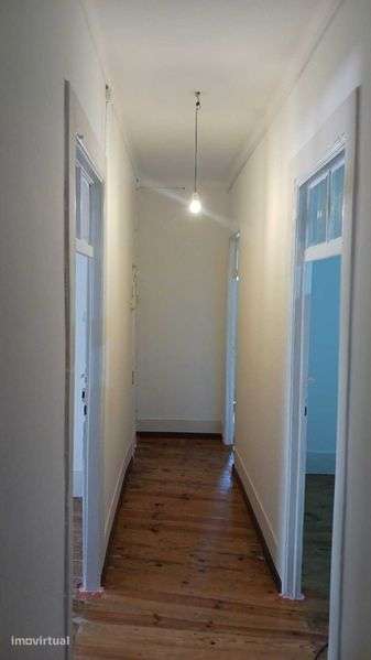Apartamento T3 muito central - Grande imagem: 2/2