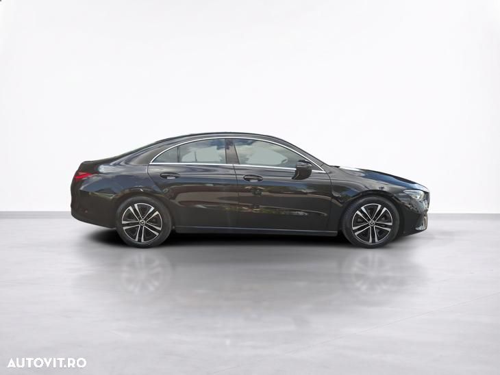 Mercedes-Benz CLA 180 7G-DCT - 8