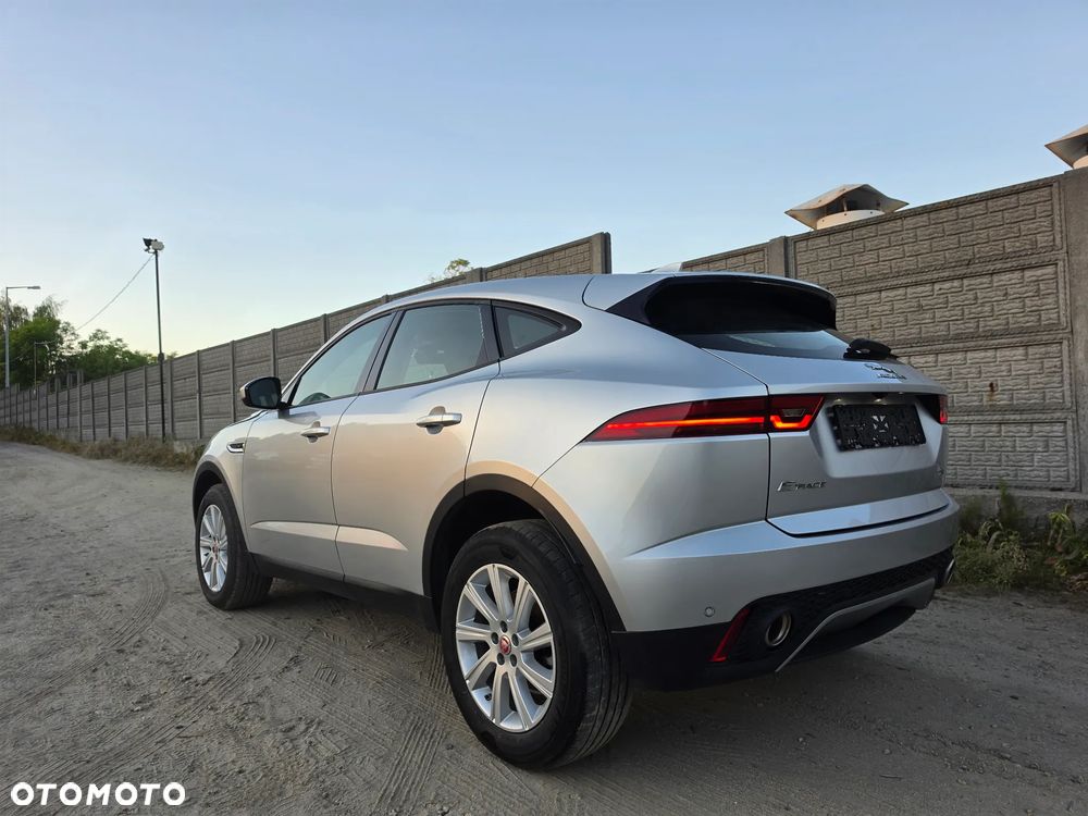 Jaguar E-Pace P200 AWD R-Dynamic S - 6