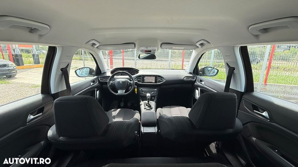 Peugeot 308 PureTech 130 GPF Stop & Start Allure Pack - 17