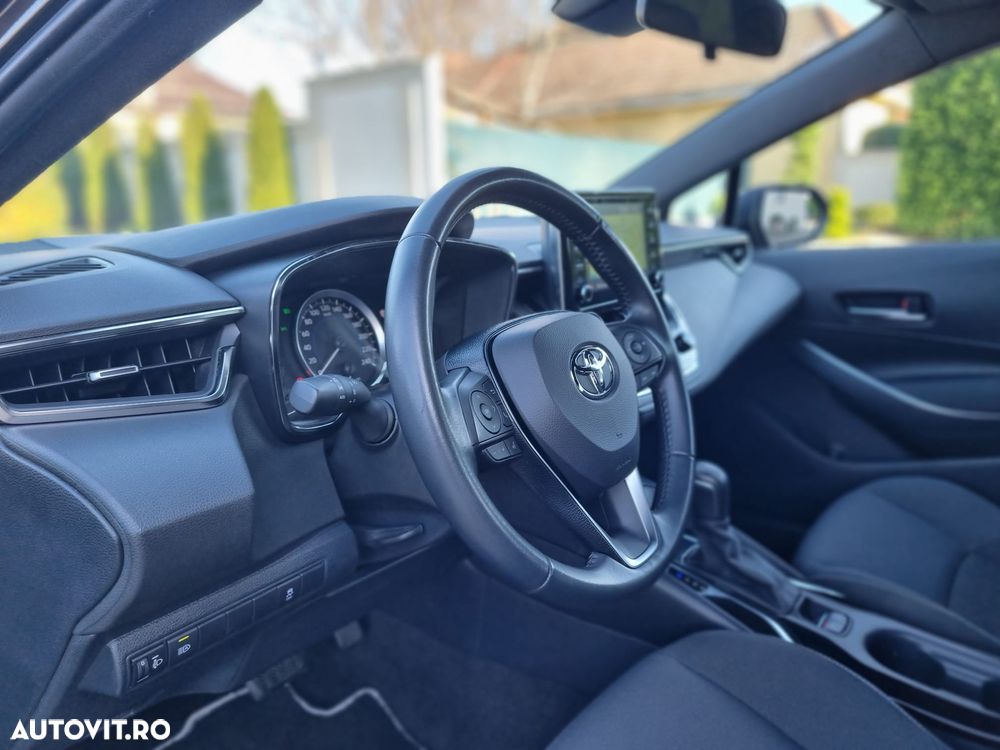 Toyota Corolla 1.8 Hybrid Touring Sports Business Edition - 22