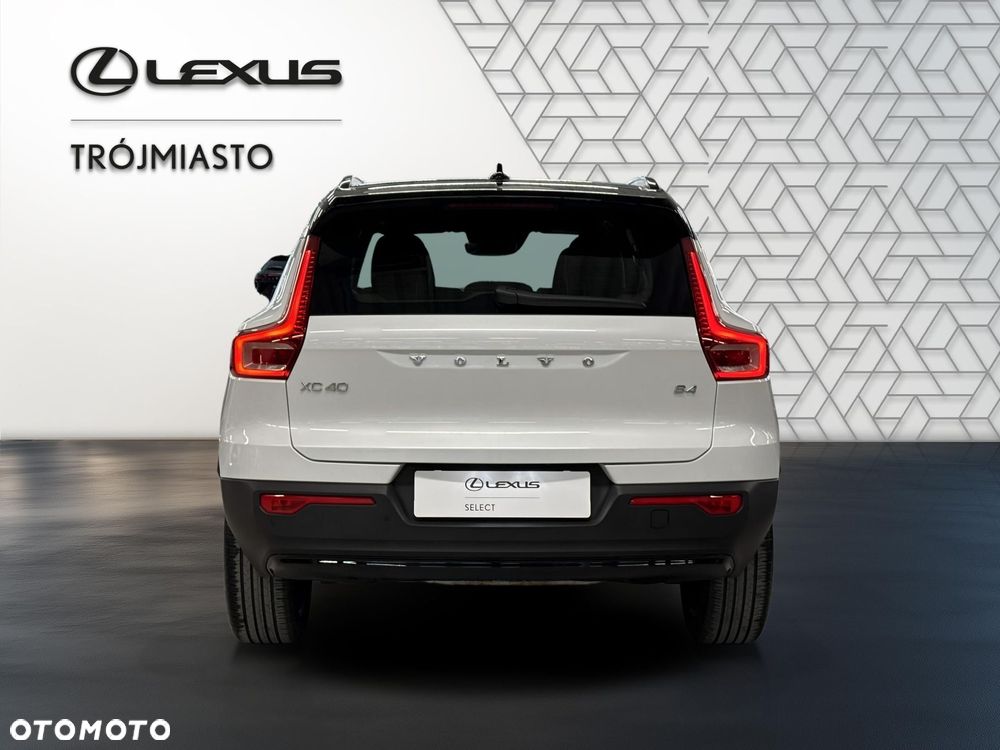 Volvo XC 40 B4 B R-Design - 4