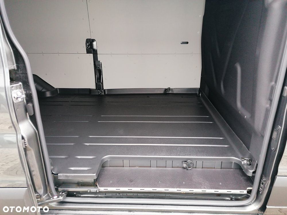 Ford Transit VAN L4 - 14