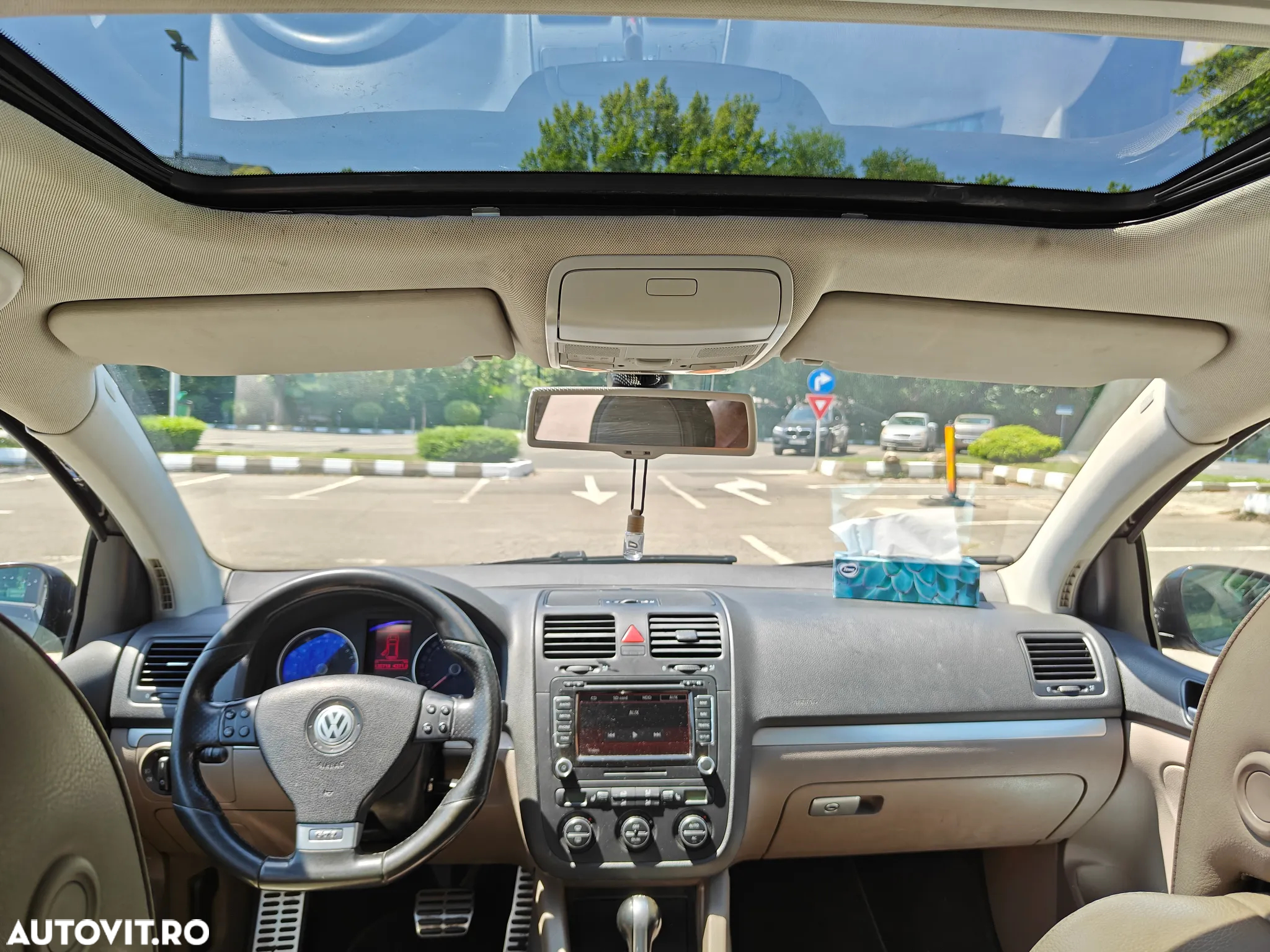 Volkswagen Golf 2.0FSI GTI DSG - 5