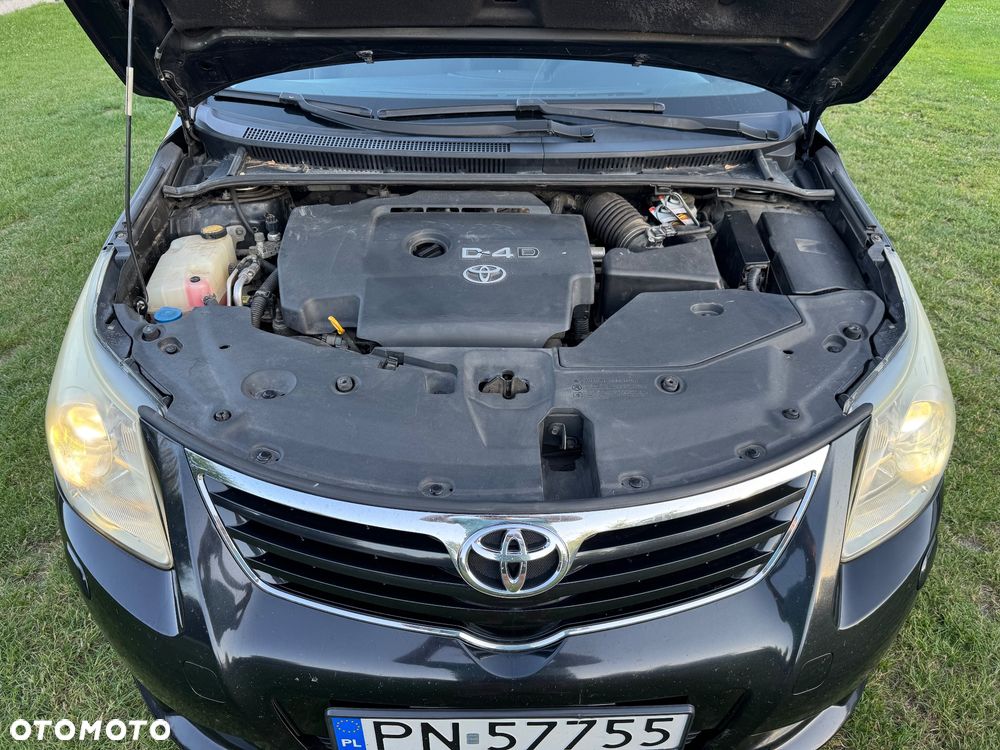 Toyota Avensis 2.2 D-4D Sol Plus - 23