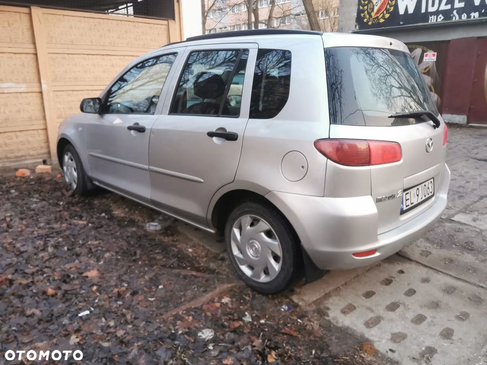 Mazda 2 1.4 Core + - 10