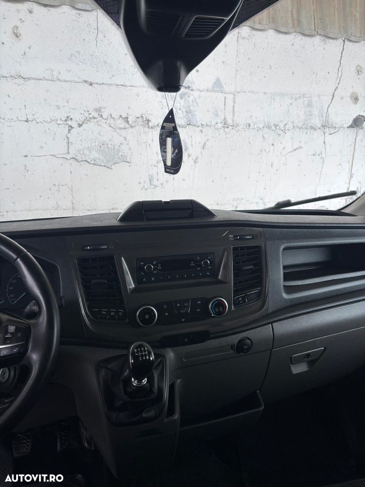 Ford Transit - 10