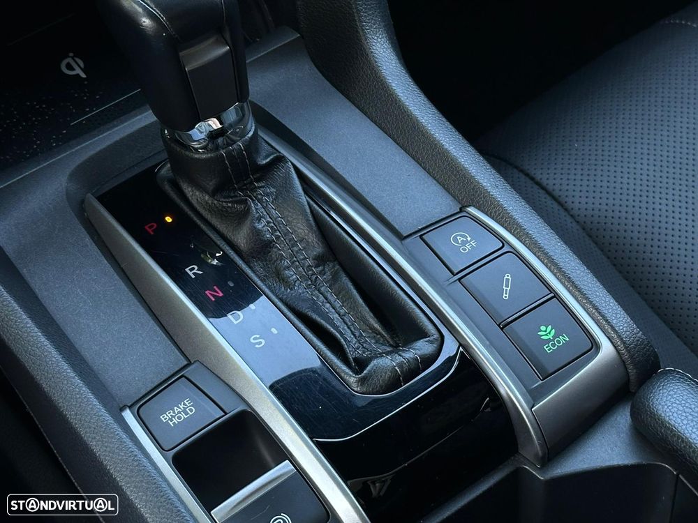 Honda Civic 1.0 i-VTEC Turbo CVT Elegance - 35