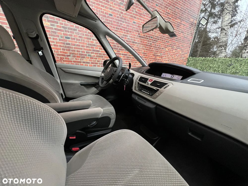 Citroën C4 Picasso - 8
