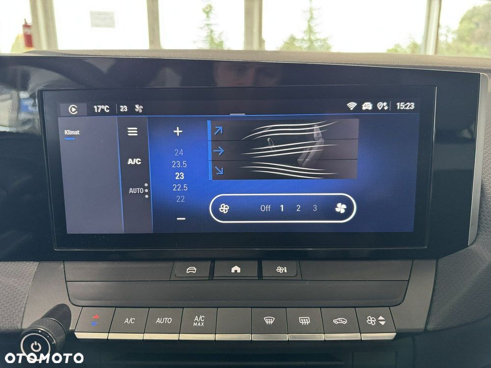 Opel Astra 1.2 T Edition S&S - 24