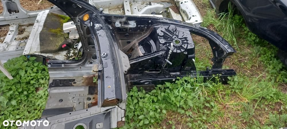 Ćwiartka lewy przod BMW 5 G30 G31 - 1